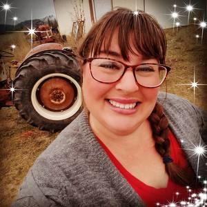 Meet your Posher, Nikkia